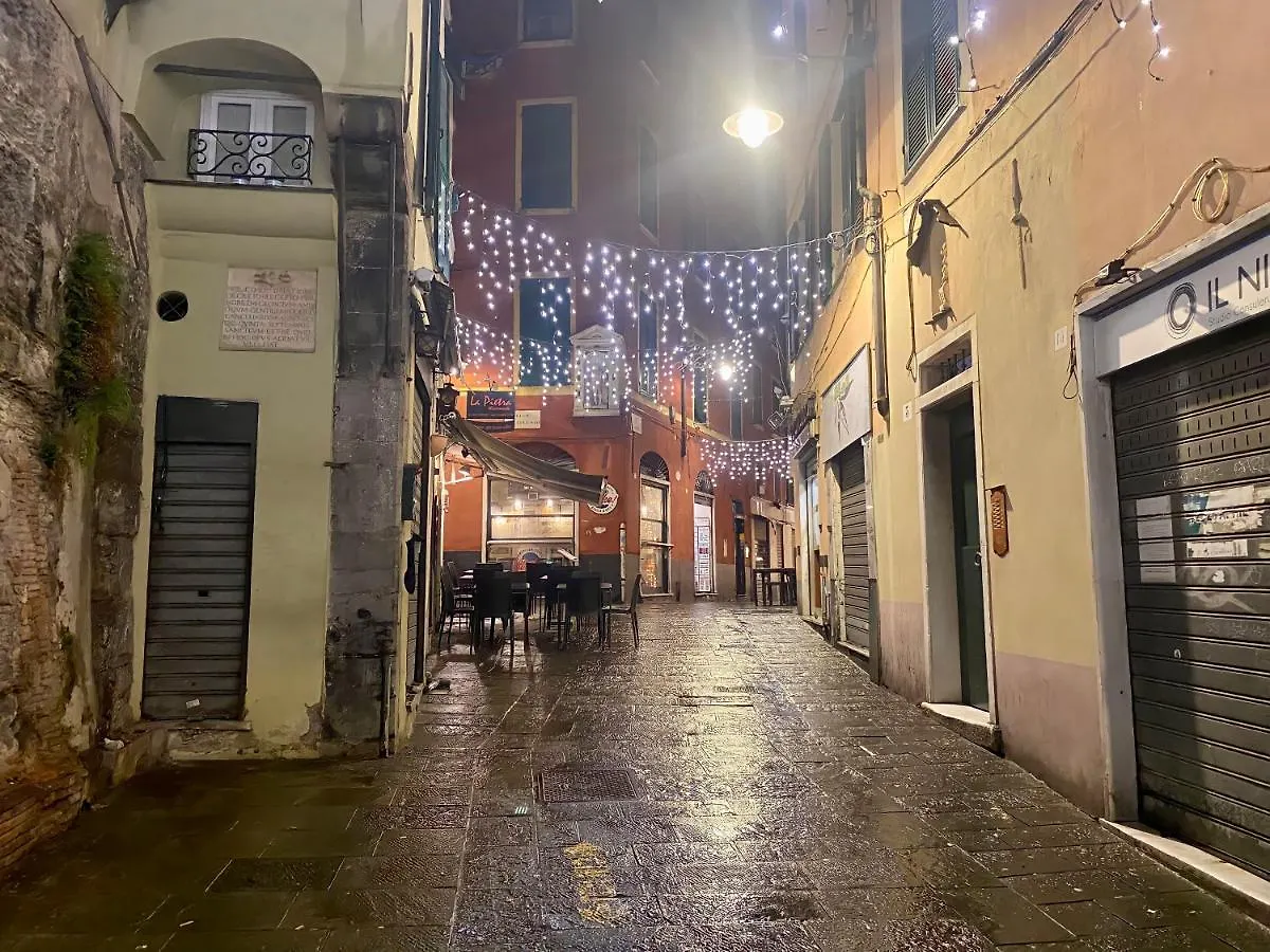 Appartamento Centro Storico - Vicino Acquario E Casa Colombo Genova Italia